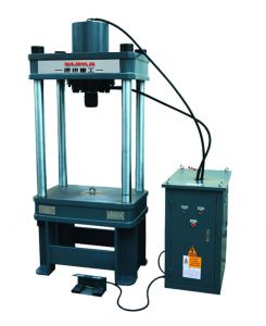 四柱二(èr)梁液壓(yā)機(汽保(bǎo)液壓機(jī))