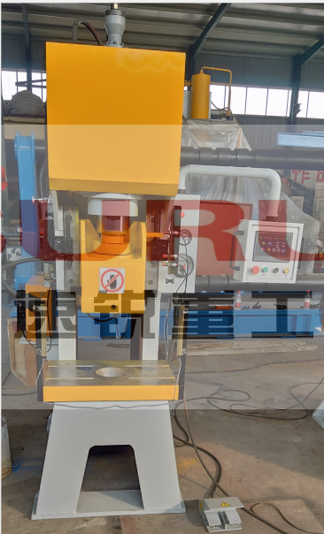 63T液壓(yā)沖床