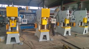 液壓沖床(chuang)視頻